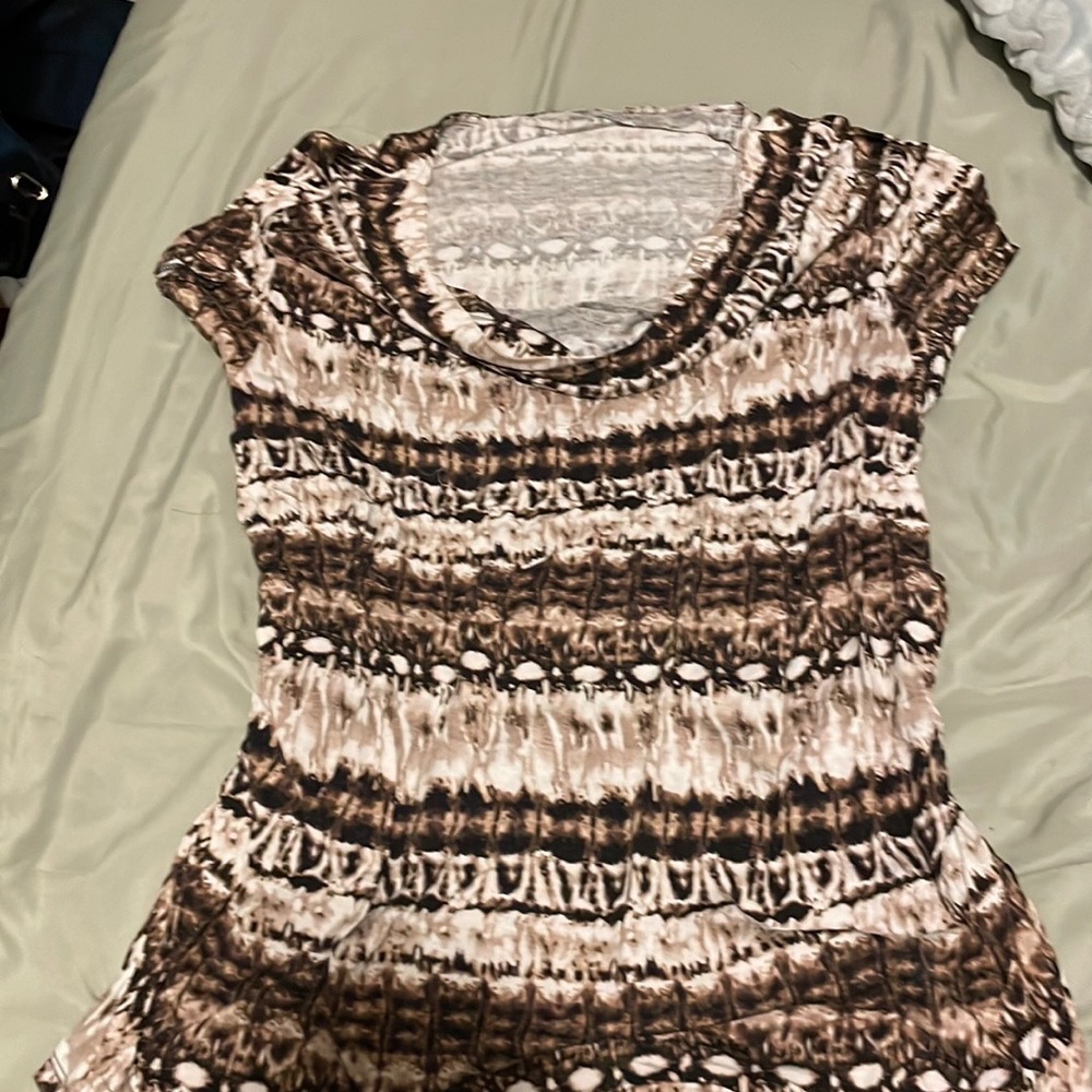 Short sleeve